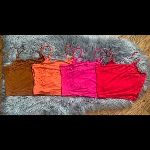 🔥(Set of 4) Double Strap Crop Top Cami - Picture 5 of 8